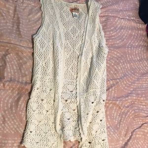 knitted vest